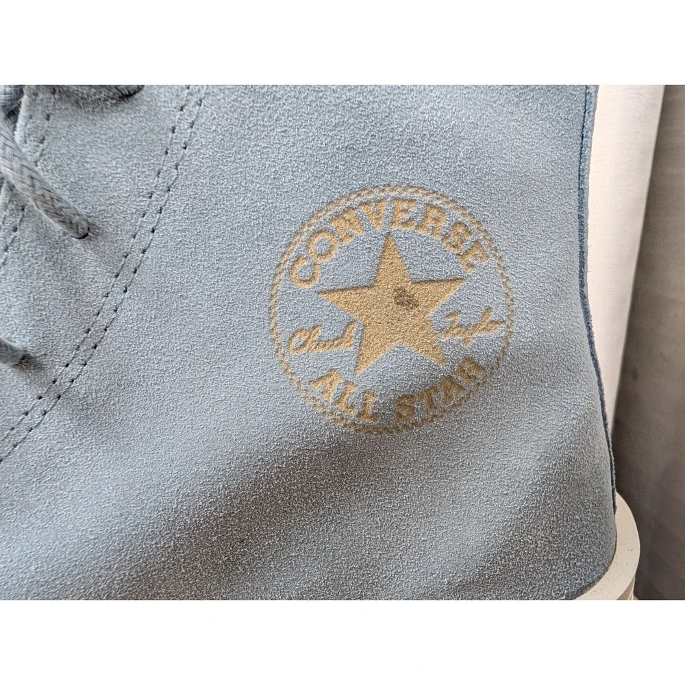 Converse All Star Chuck Taylor Sneakers Size 10 Shoes Light Blue Suede Lift Lace